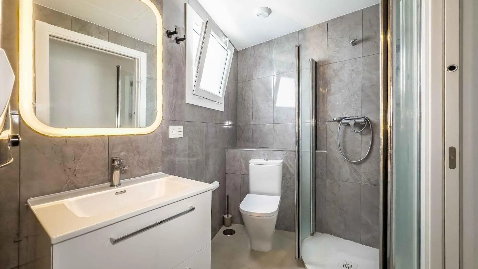 Lovely Apartment Near The Beach In Fuengirola Spain